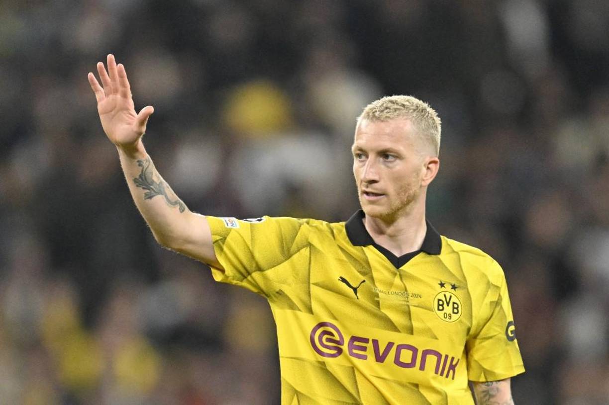 Marco Reus se despidió de los aficionados del Borussia Dortmund.