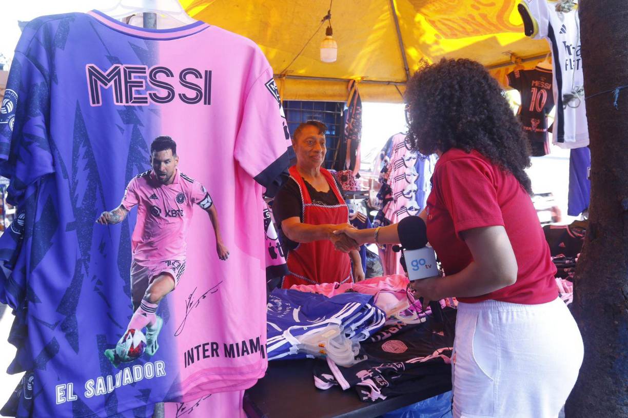Para este atractivo duelo, Diario LA PRENSA se hizo presente para vivir toda la emoción de la presencia de Lionel Messi y otras grandes estrellas del Inter Miami en El Salvador.