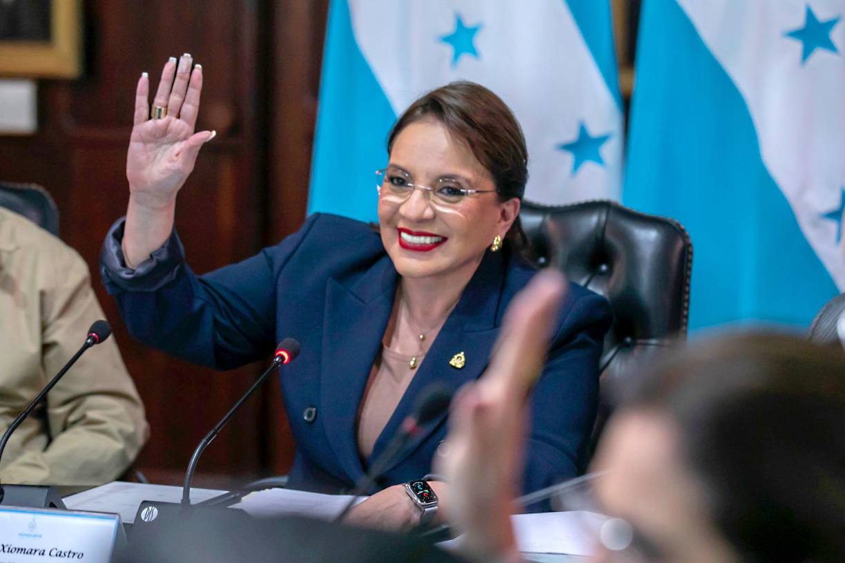 La firma internacional CID Gallup publicó su encuesta sobre la aprobación presidencial de los mandatarios latinoamericanos. Conozca en qué posición se ubicó la presidenta de Honduras, Xiomara Castro. 
