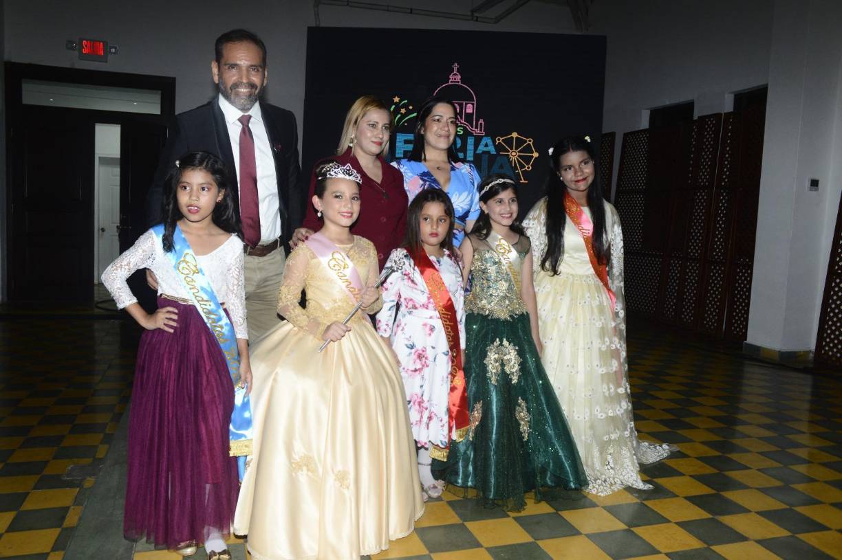 Reina Infantil 2023: un derroche de talento y belleza