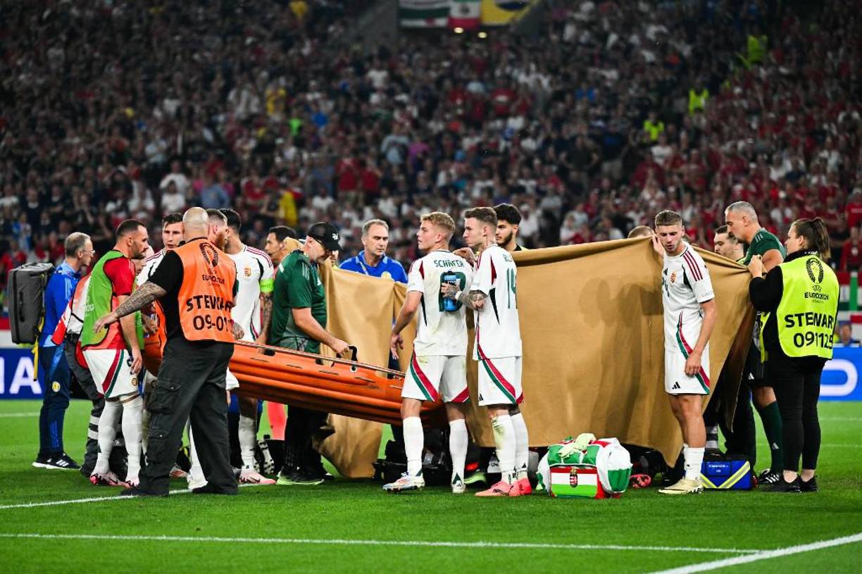 El partido se detuvo por unos minutos y la zozobra era evidente en todos los que estaban en el estadio.