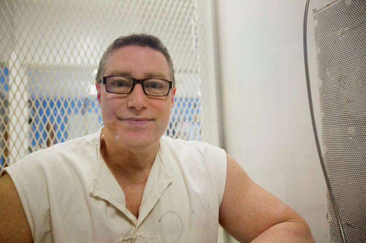 Fratta no dirigió sus últimas palabras solo miró directo al techo y no se habló a los testigos de las víctimas.