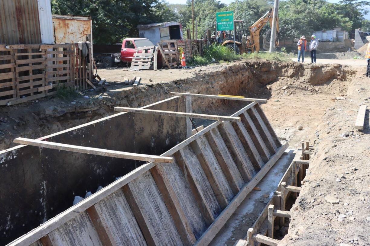 Así avanzan los trabajos del puente en vado a Jucutuma