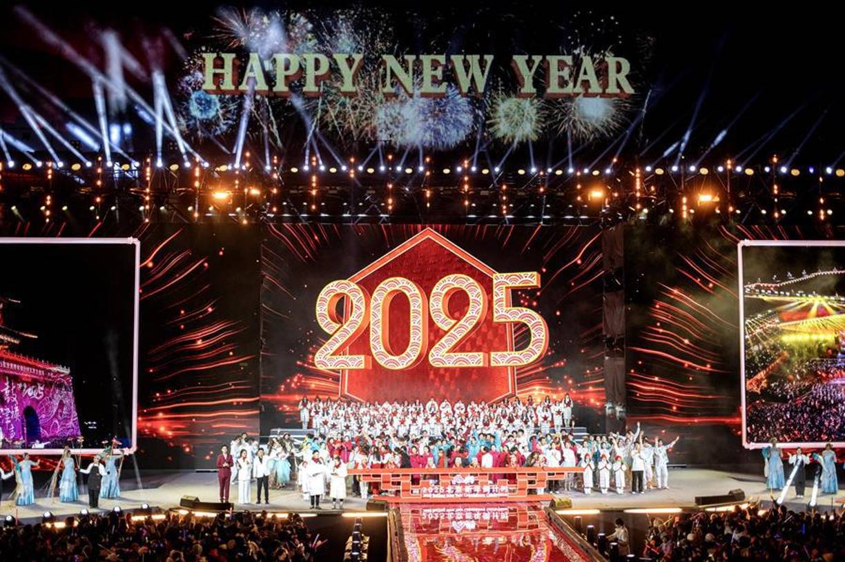 Varios países alrededor del mundo ya dieron la bienvenida al Año Nuevo 2025 con masivas celebraciones y espectáculos de fuegos artificiales.