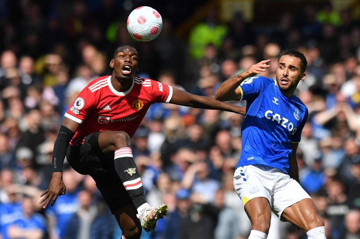El culebrón de Pogba con el Manchester United está a punto de llegar a su fin y todo indica que el centrocampista no acabará renovando con los Diablos Rojos y se pondrá en marcha hacia un nuevo destino. Según Footmercato, el PSG podría ser su equipo en la próxima campaña.