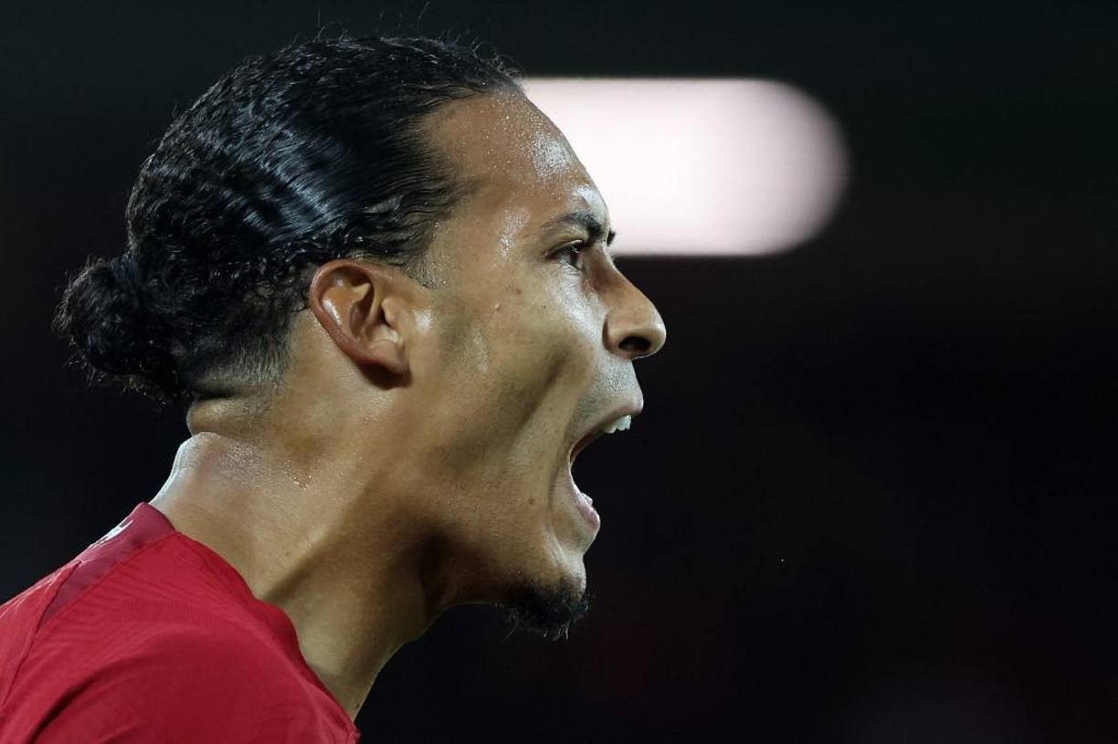 Virgil van Dijk: El central neerlandés del Liverpool aparece en el lugar 14.