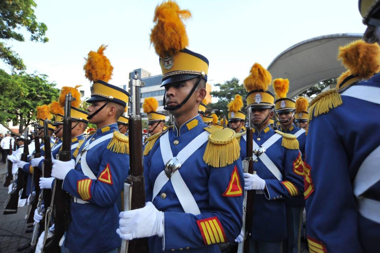 Los colectivos del partido Libre serán los primeros en entrar al recinto del Estadio Nacional.