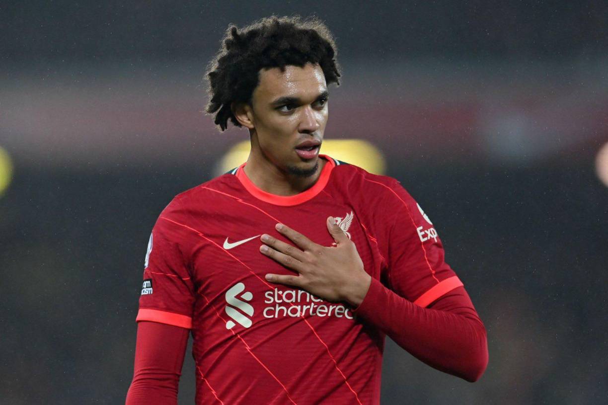 Alexander-Arnold: El lateral inglés sorprendió al declarar su amor por el FC Barcelona: “Diría que mi segundo equipo es el Barcelona. Siento que tienen los mismos valores y creencias que el Liverpool, les gusta sacar jugadores de la cantera. Crecí viendo a Messi y ese equipo especial del Barcelona con Iniesta, Xavi, Henry, Eto’o”, dijo.