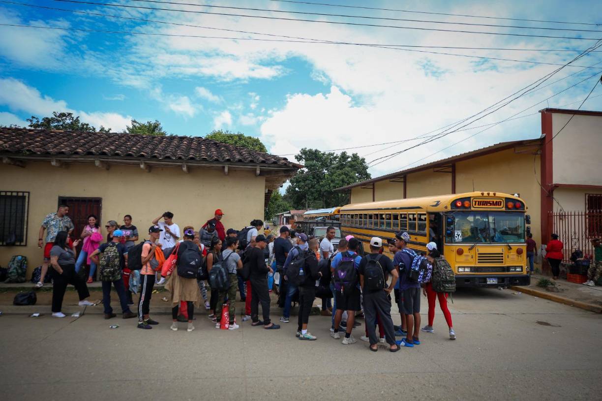 La captura más reciente ocurrió el pasado 21 de agosto, cuando las autoridades detuvieron a una mujer identificada como Abigail Margoth Mercado Mendoza, de 28 años, originaria de Danlí, El Paraíso.