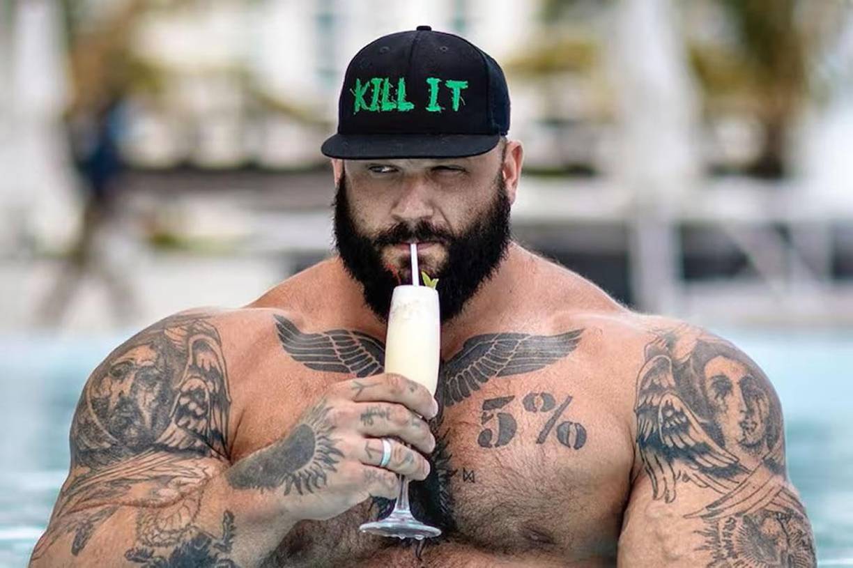 Sobre la testosterona, Golem afirmó consumir “cantidades extremas”, de 6 gramos semanales, algo de lo que él mismo llegó a bromear: “Si se lo dices a alguien, te dirá que si estás loco, que te quieres matar”.