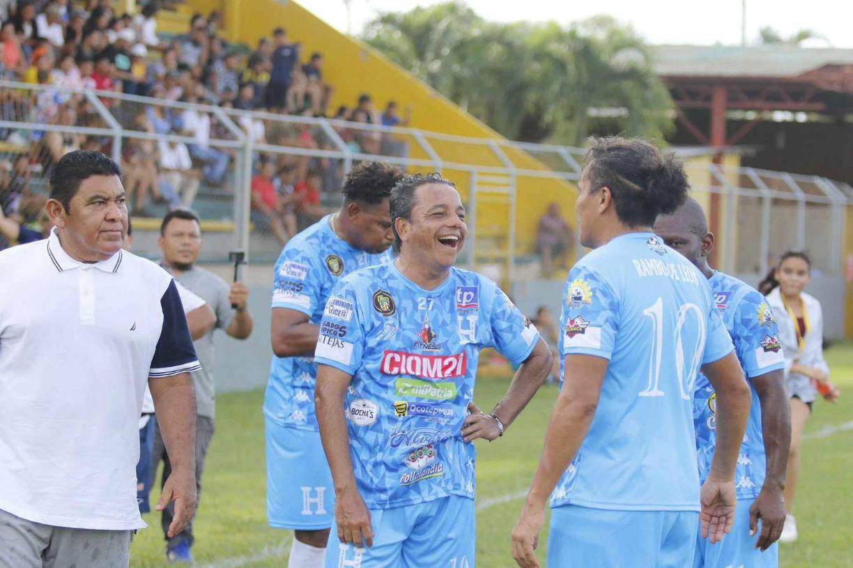 Otras de las imágenes que serán recordadas son las de Rambo y Dani Turcios, compartiendo buenos momentos.