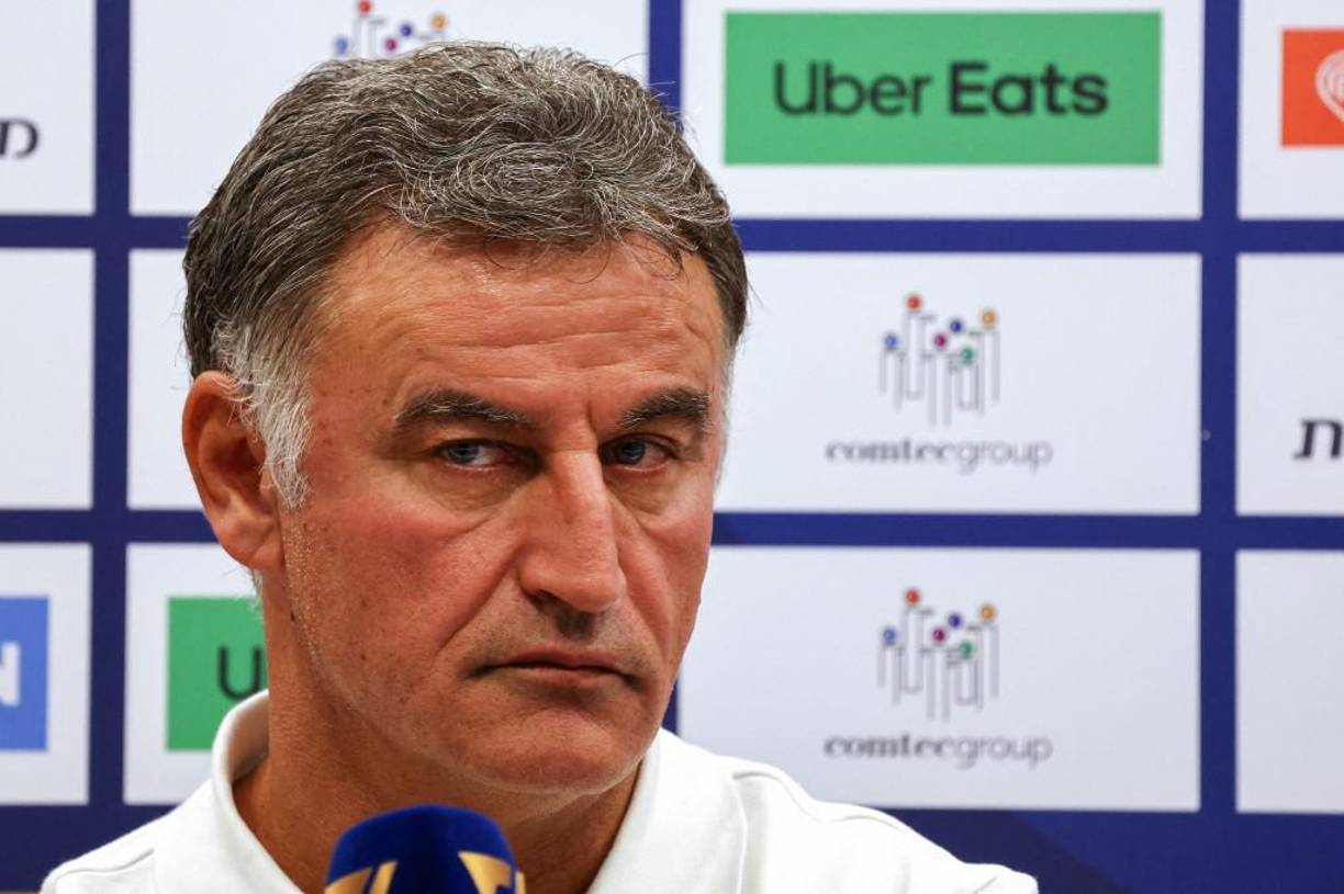 El nuevo DT del PSG considera que para favorecer el buen ambiente hay que convivir un poco más y el tiempo de la comida son un buen momento para bromear e intercambiar vivencias juntos.