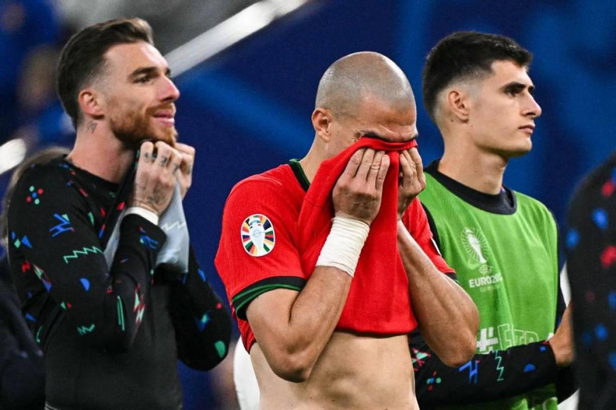 Pepe no pudo contener las lágrimas luego de perder ante Francia.