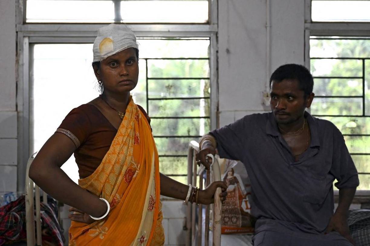 “Había heridos tirados por todas partes, dentro de los vagones y sobre las vías. Quiero olvidar las escenas”, añadió.