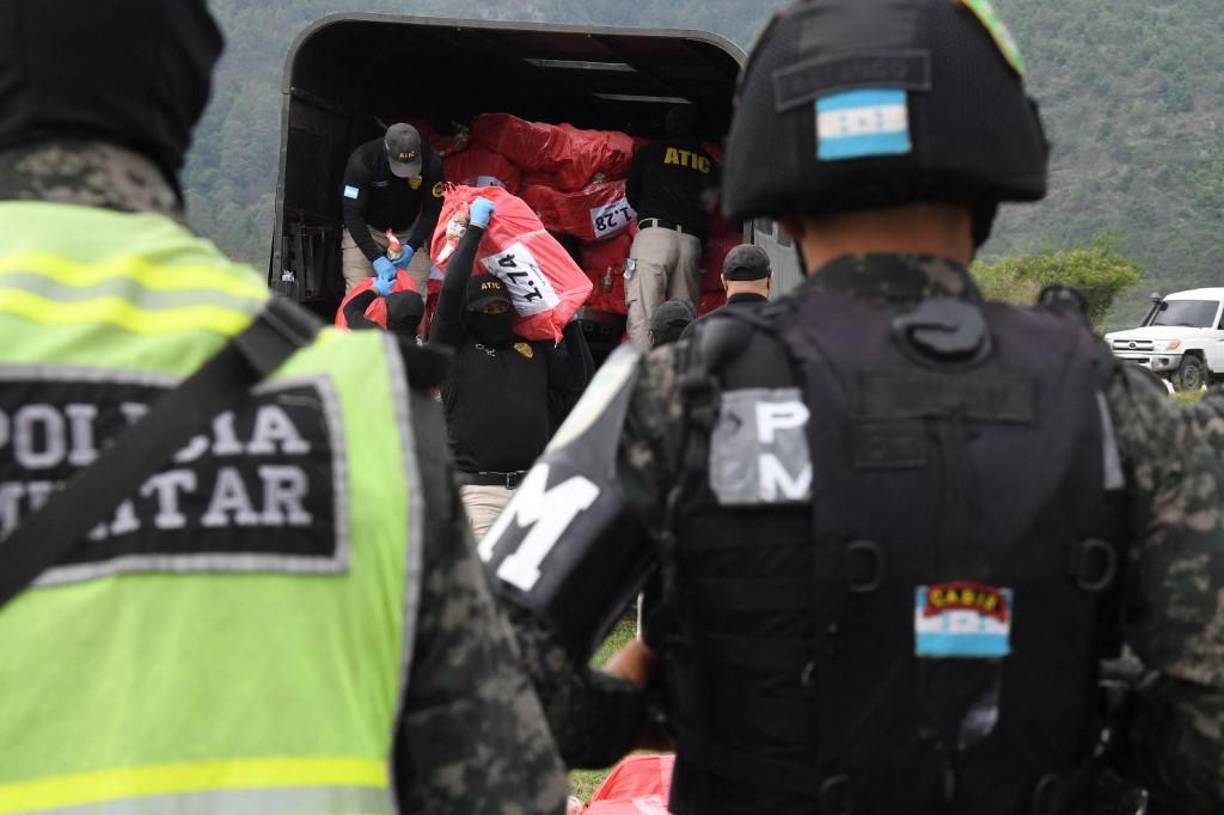 Honduras y los demás países centroamericanos están catalogados como puentes del paso de cocaína procedente de los países productores de Sudamérica al mercado de Estados Unidos.