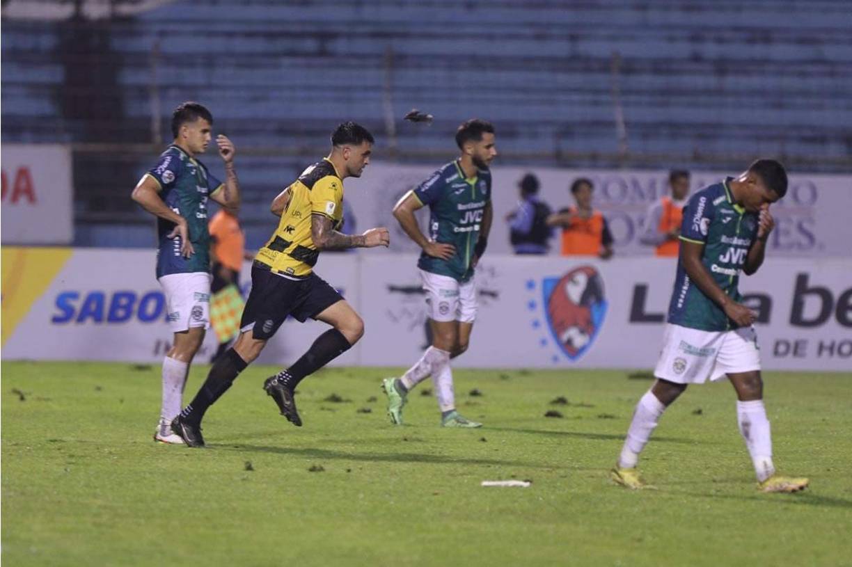 Ramiro Rocca anotó el tanto del descuento del Real España en el Clásico.