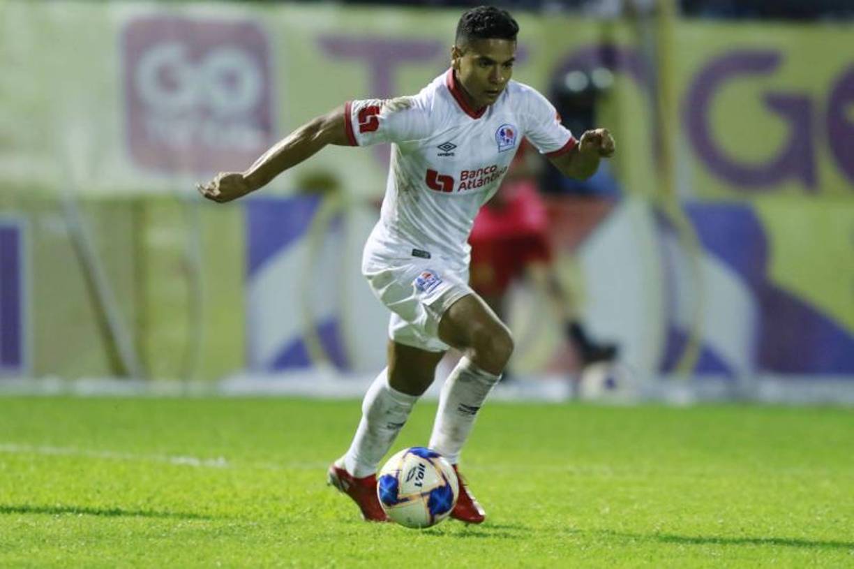 Centrocampista: Carlos Pineda.