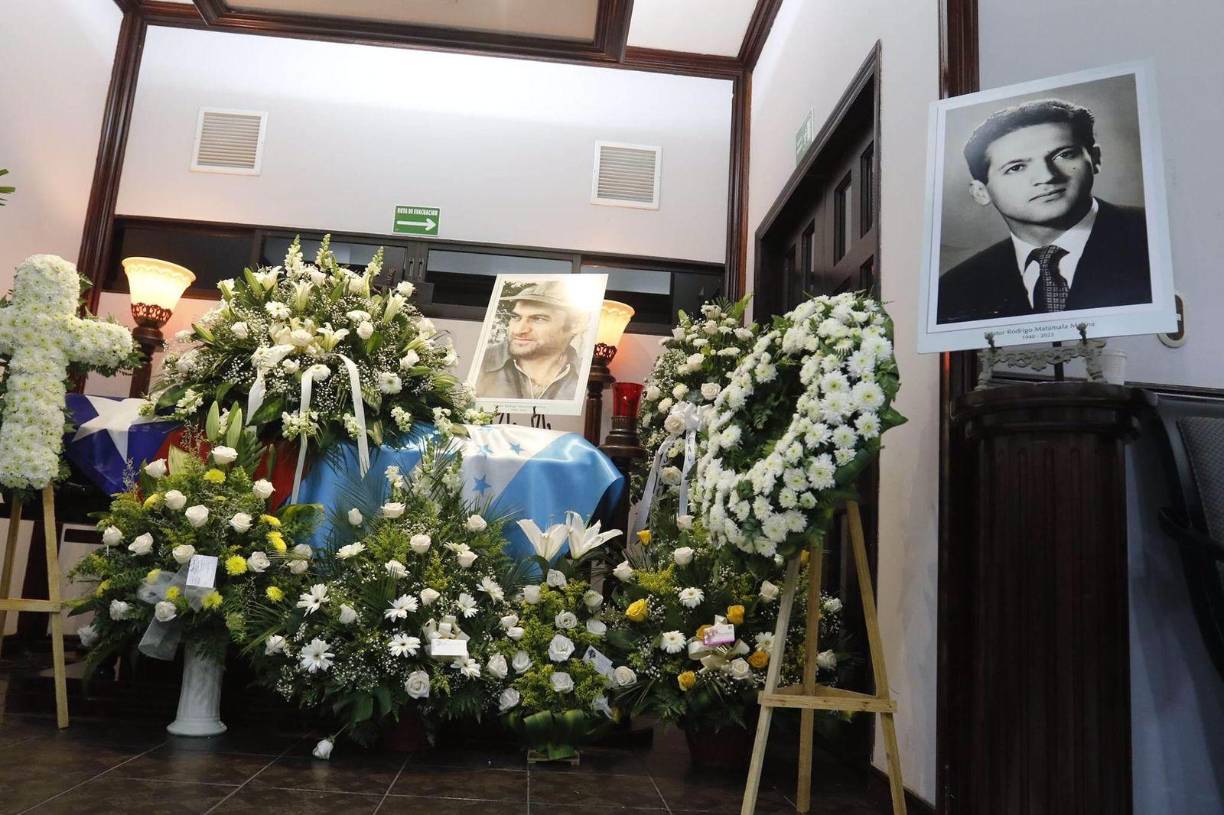 Las conmovedoras imágenes del velatorio de Néstor Matamala