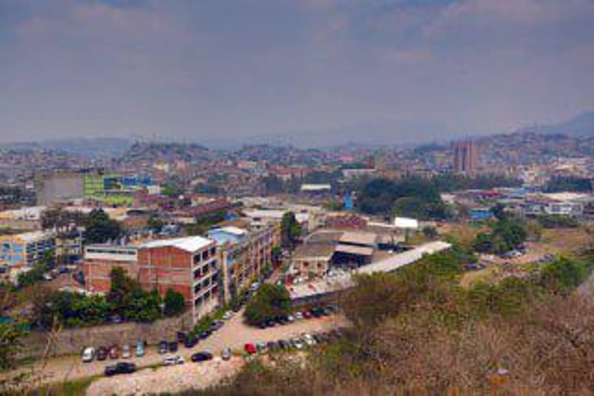 El Polvo del Sahara trae bacterias que podrían perjudicar a las personas que ya padecen <b>enfermedades de vías respiratorias.</b>