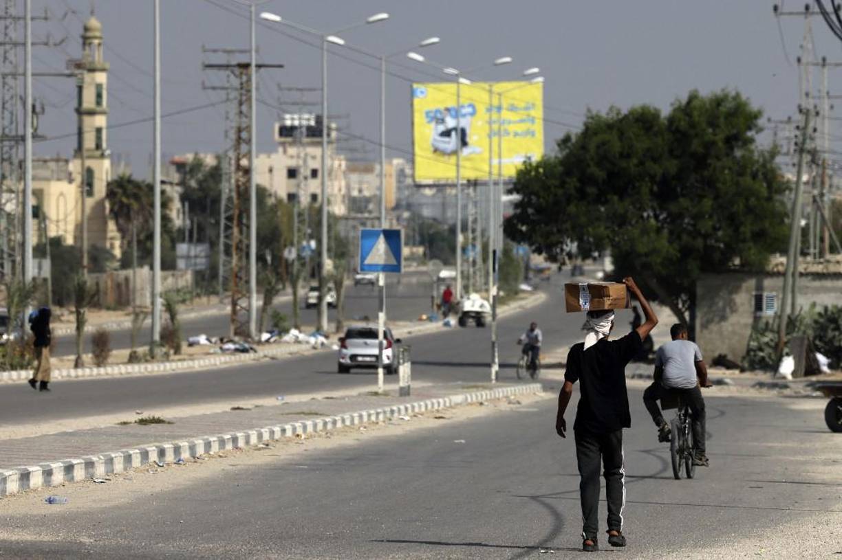 Desde entonces, el Ejército israelí ha bombardeado sin tregua el enclave palestino, donde ya suman unos 9.500 los muertos y más de 24.100heridos, la mayoría niños y mujeres, según fuentes sanitarias gazatíes.