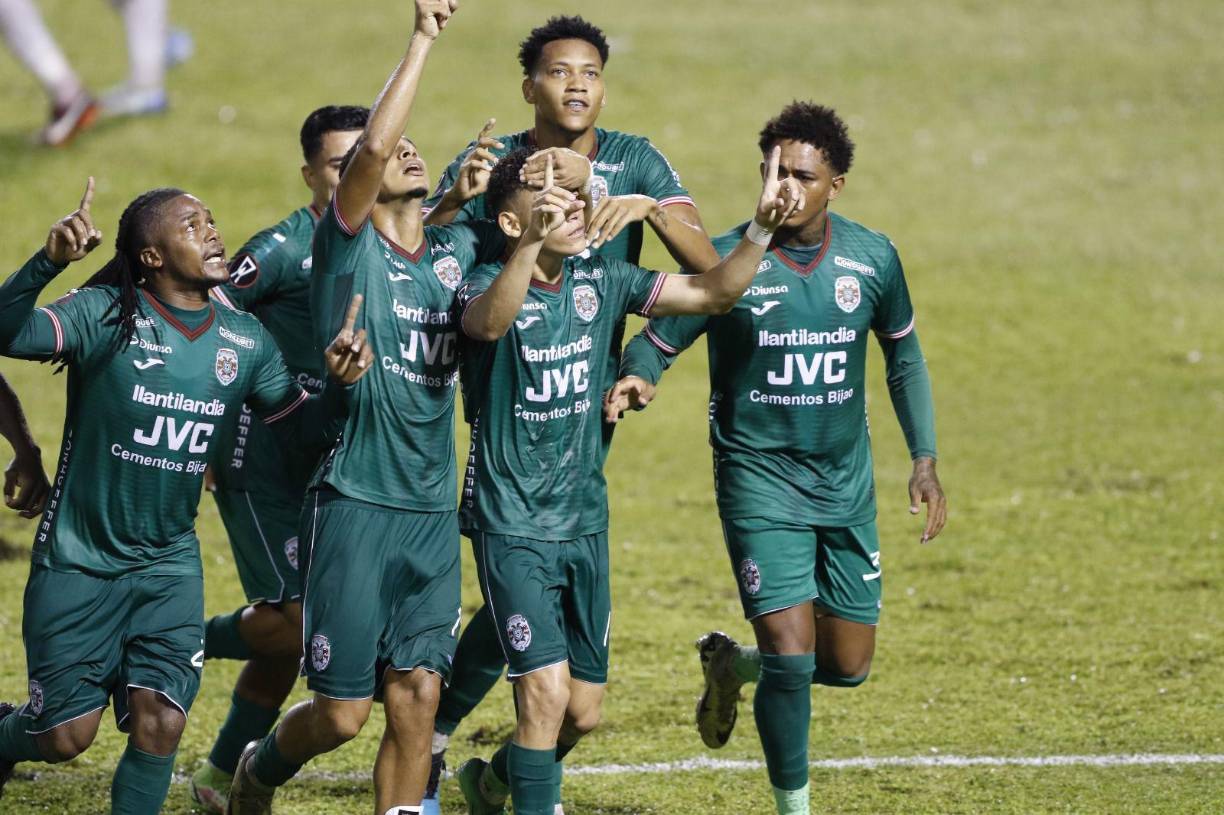 Con un golazo de Damín Ramírez de tiro libre, el conjunto verdolaga sacó sus primeros tres puntos en el último minuto del partido. El gol lo anotó pasadas las 12 de la madrugada de este jueves.