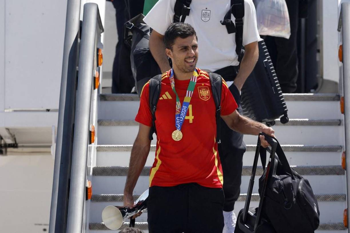 “Balón de Oro para Rodri, ya por favor”, señaló Luis de la Fuente, seleccionador de España evidenciando que su dirigido debe de ganar el galardón.