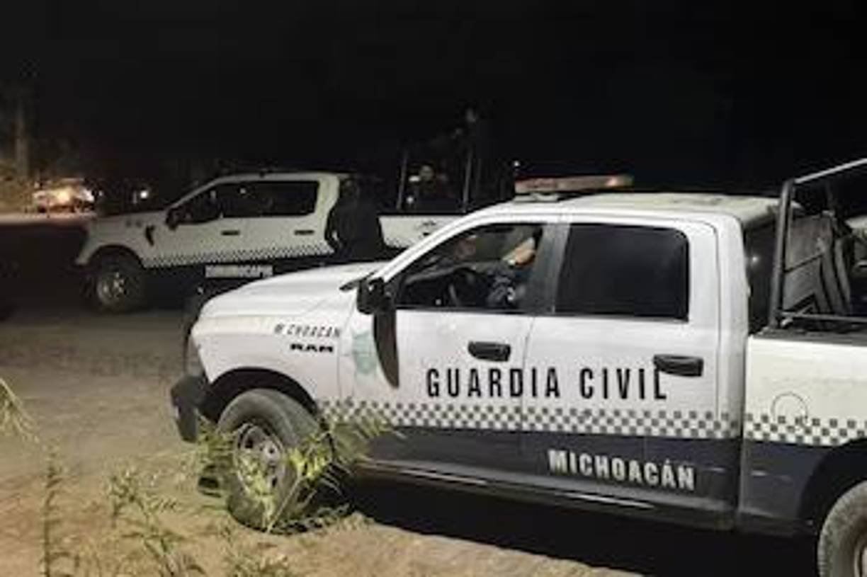 La Fiscalía General del Estado (FGE) informó que un grupo de agentes de la Policía Ministerial se encuentra trabajando sobre distintas líneas de investigación, toda vez que aún no se ha logrado identificar el móvil del crimen.