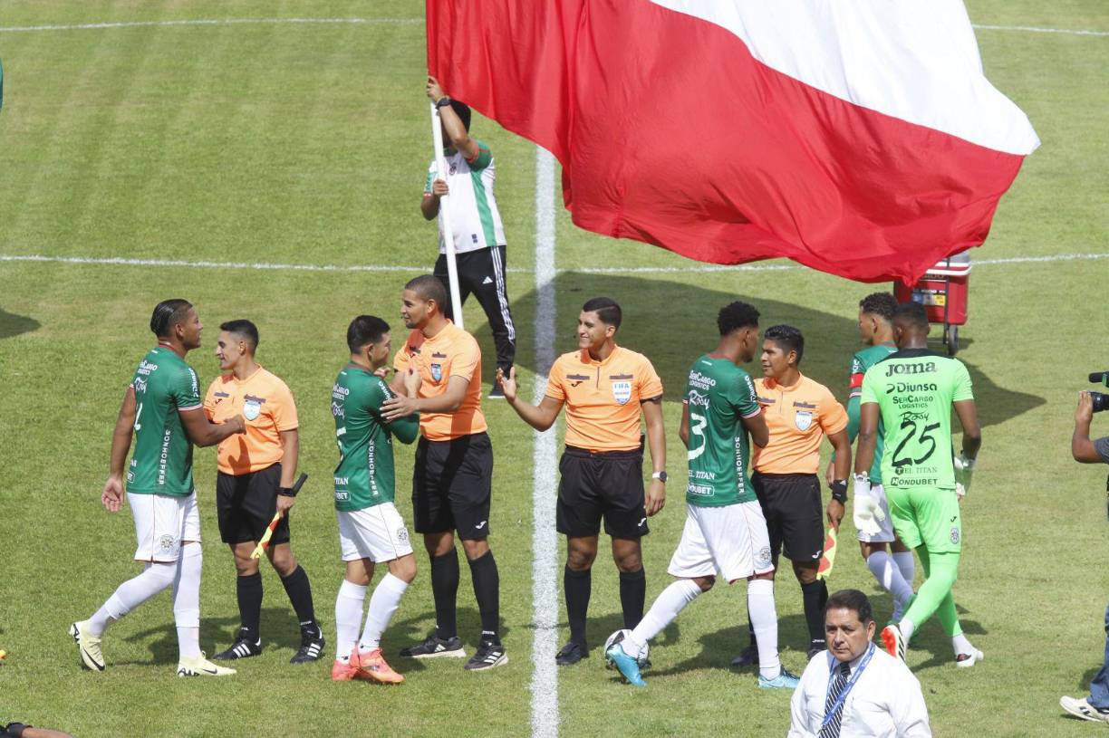 Los verdolagas recibieron en el Estadio Olímpico a la Jaiba Brava, en donde hubo de todo.