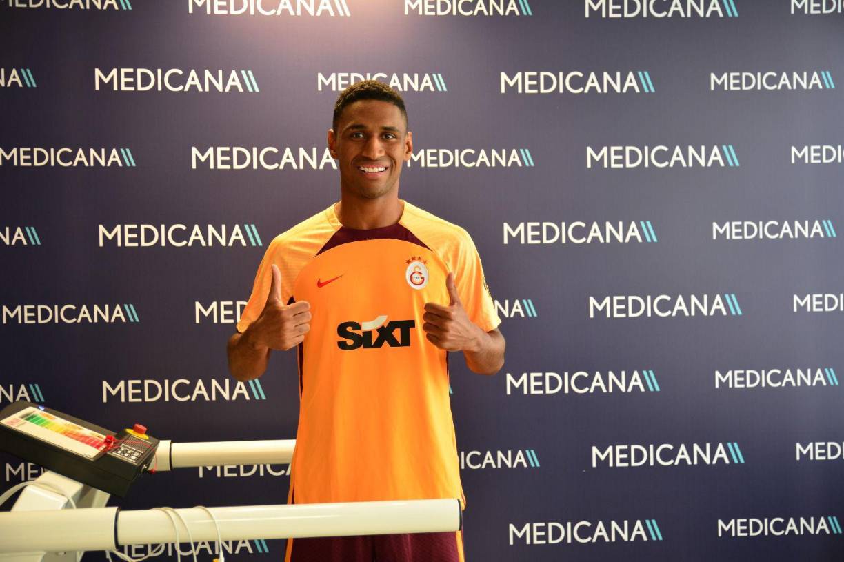 El Galatasaray anunció el fichaje del extremo brasileño de 23 años, Tete, quien llega procedente del Shakhtar Donetsk.