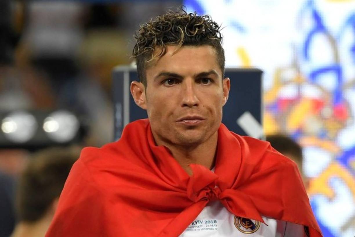Cristiano Ronaldo: El astro portugués puso en duda su continuidad al termino de la final de la Champions, una situación que empieza a verse más clara con la partida del entrenador.