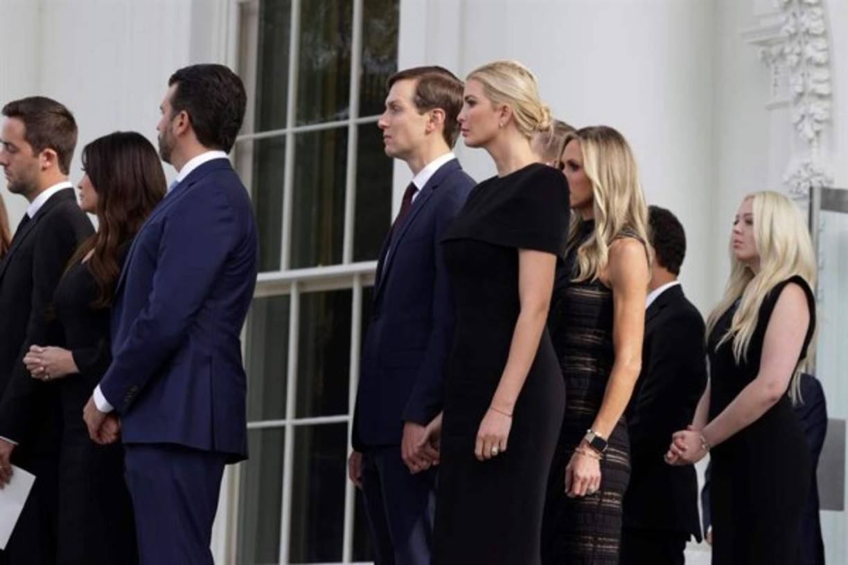 Tiffany Trump también acompañó a su padre tras la pérdida de su hermano menor, Robert.