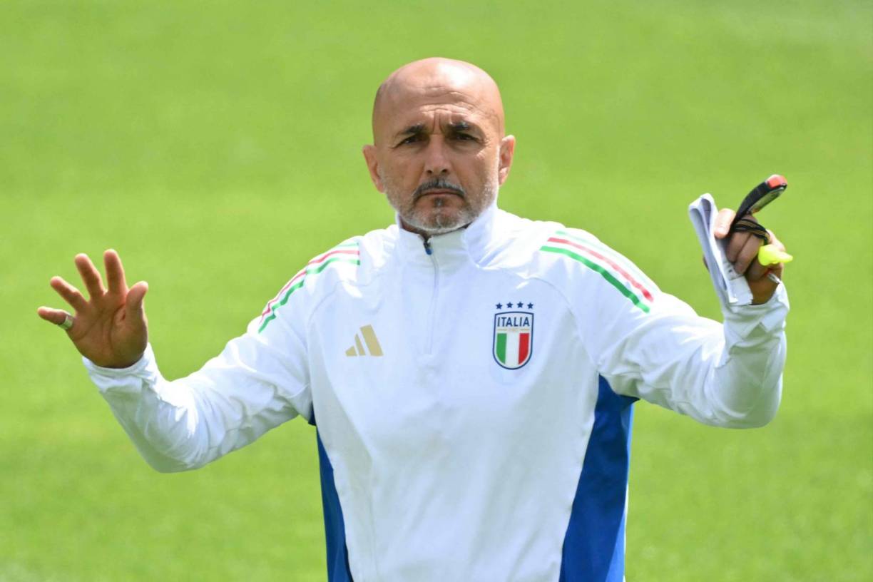 Luciano Spalletti - El entrenador italiano gana 3 millones de euros por dirigir a la Selección de Italia.