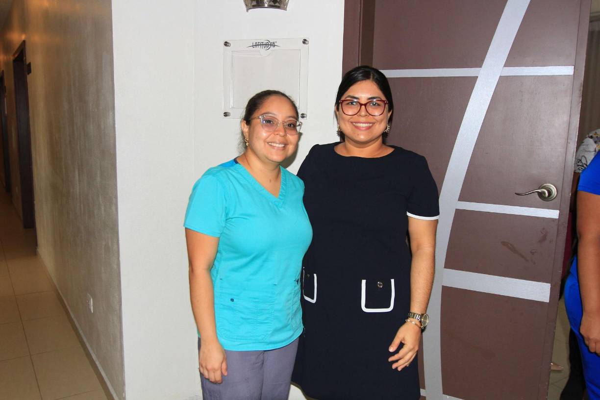 Elizabeth Rivas y Daisy Melgar