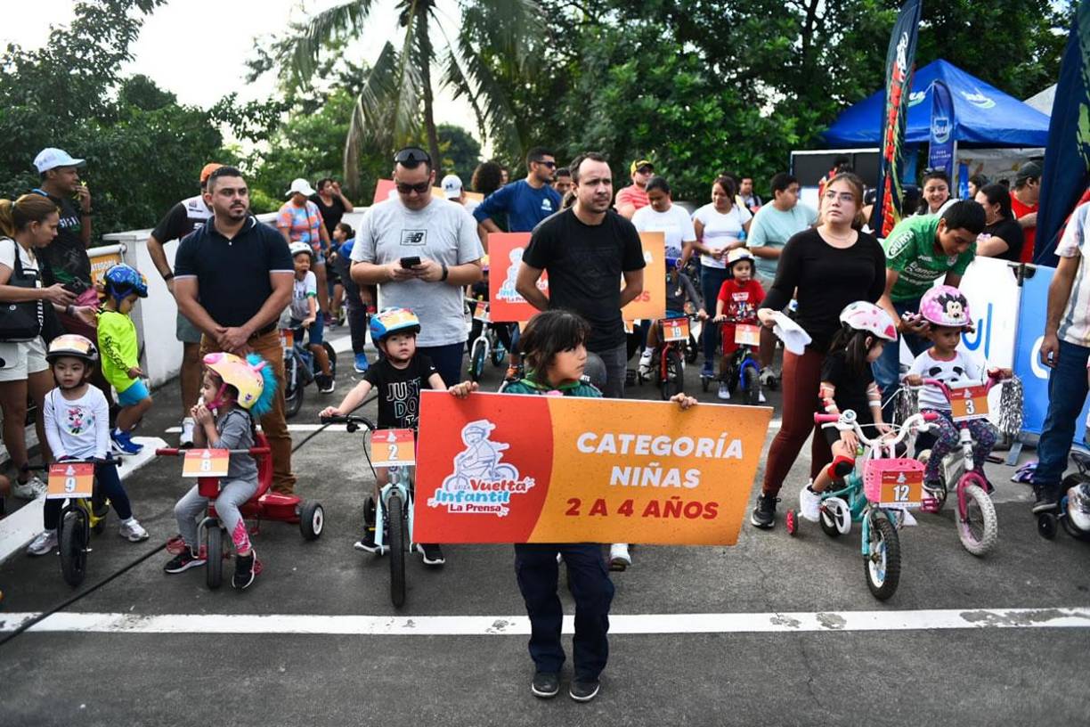 La Vuelta Ciclística LA PRENSA 2024 arrancó con la carrera de la categoría de niñas de 2 a 4 años.