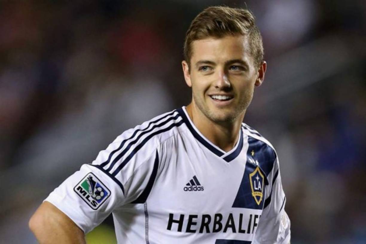 Robbie Rogers: El estadounidense del equipo Los Ángeles Galaxy anunció en 2013 su homosexualidad y se convirtió así en el primer homosexual que compite en el deporte profesional americano.