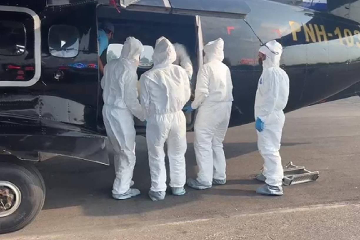 Gilbert Santiago Reyes viajó el lunes a Estados Unidos, al parecer a California, según lo que ha trascendido desde Roatán.