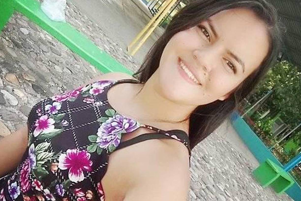 Joven iba a probarse el vestido de novia y murió atropellada