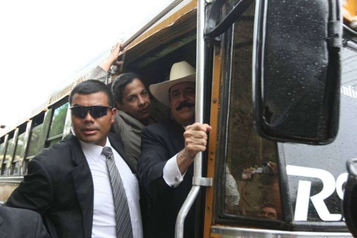 Lo que llevó a Zelaya a ser derrocado fue su insistencia en llevar a cabo una consulta popular para elaborar una nueva constituyente.