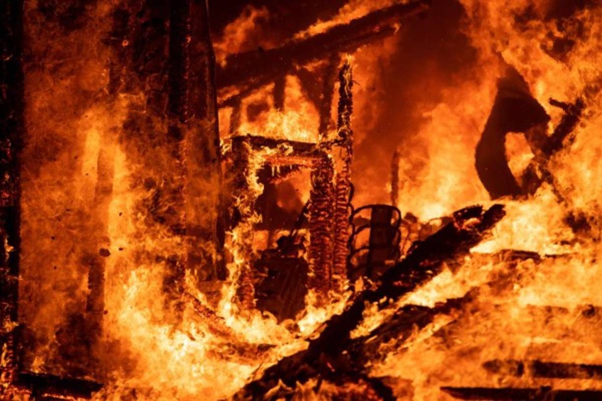 Los vientos cálidos alcanzaron velocidades de más de 80 kilómetros por hora en el norte de California donde las temperaturas marcaron récords de 39 grados Celsius en Napa y 35 grados en Oakland.