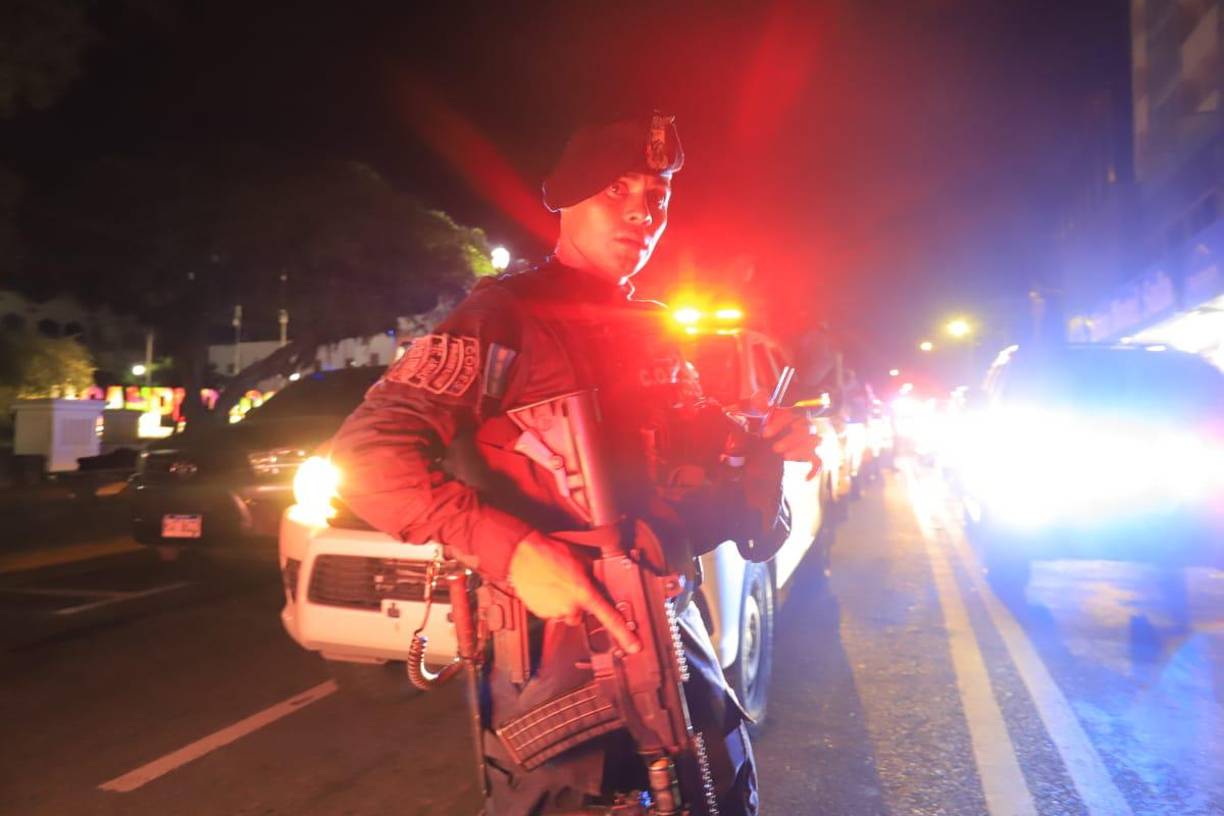 No está habilitado ningún mecanismo de salvoconducto en este toque de queda vigente, aclaró el jefe policial.