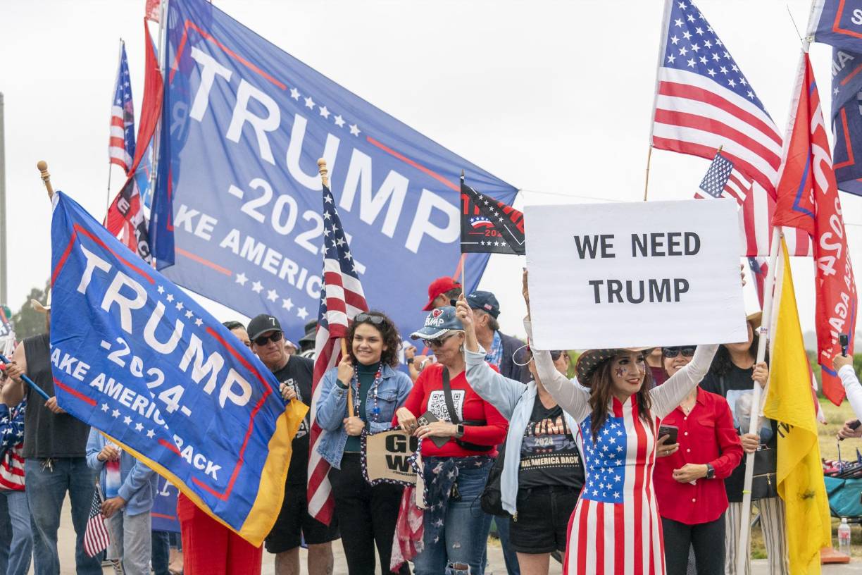 Para los simpatizantes de <b>Trump</b>, quien todo parece indicar que enfrentará una revancha que promete ser reñida contra el actual mandatario, el demócrata Joe Biden, el fallo sólo puede fortalecer al republicano. 