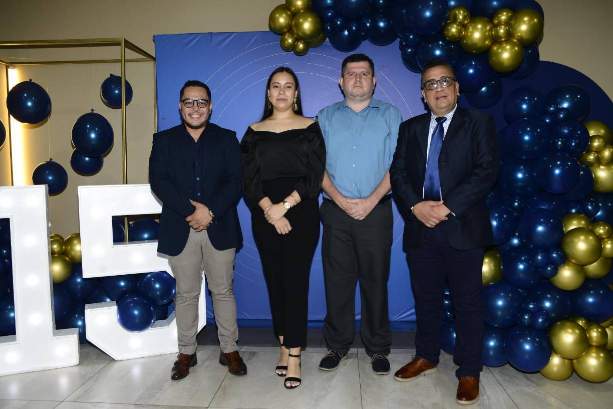 Lester Ramírez, Alessandra Paredes, Elin Rodríguez y Jimmy Moncada