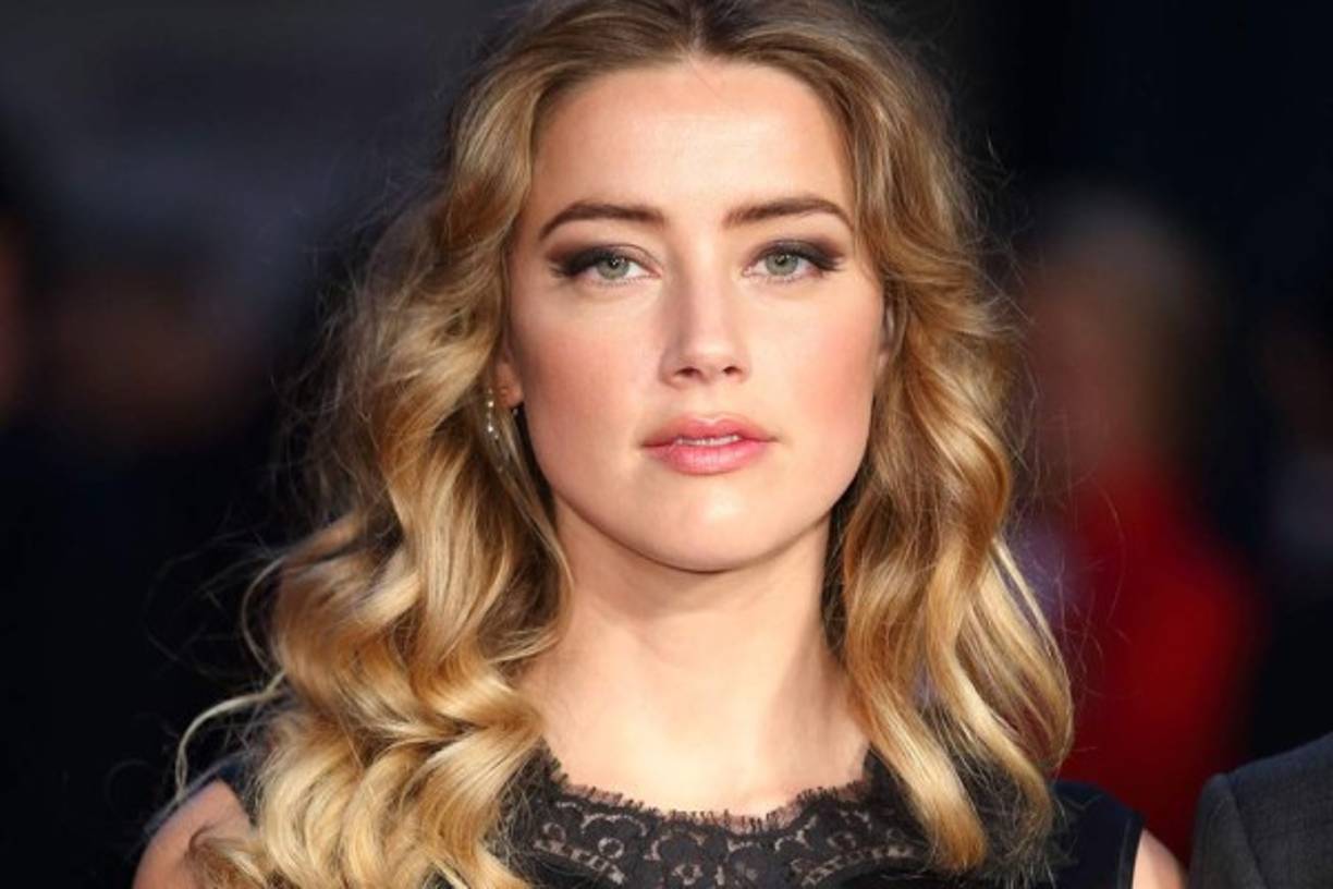 Amber Heard. Protagonista de 'Infierno al Volante', siempre se ha definido como bisexual. Recientemente dijo en declaraciones a los periodistas: 'No quería que me miraran como si estuviera ocultando algo'.