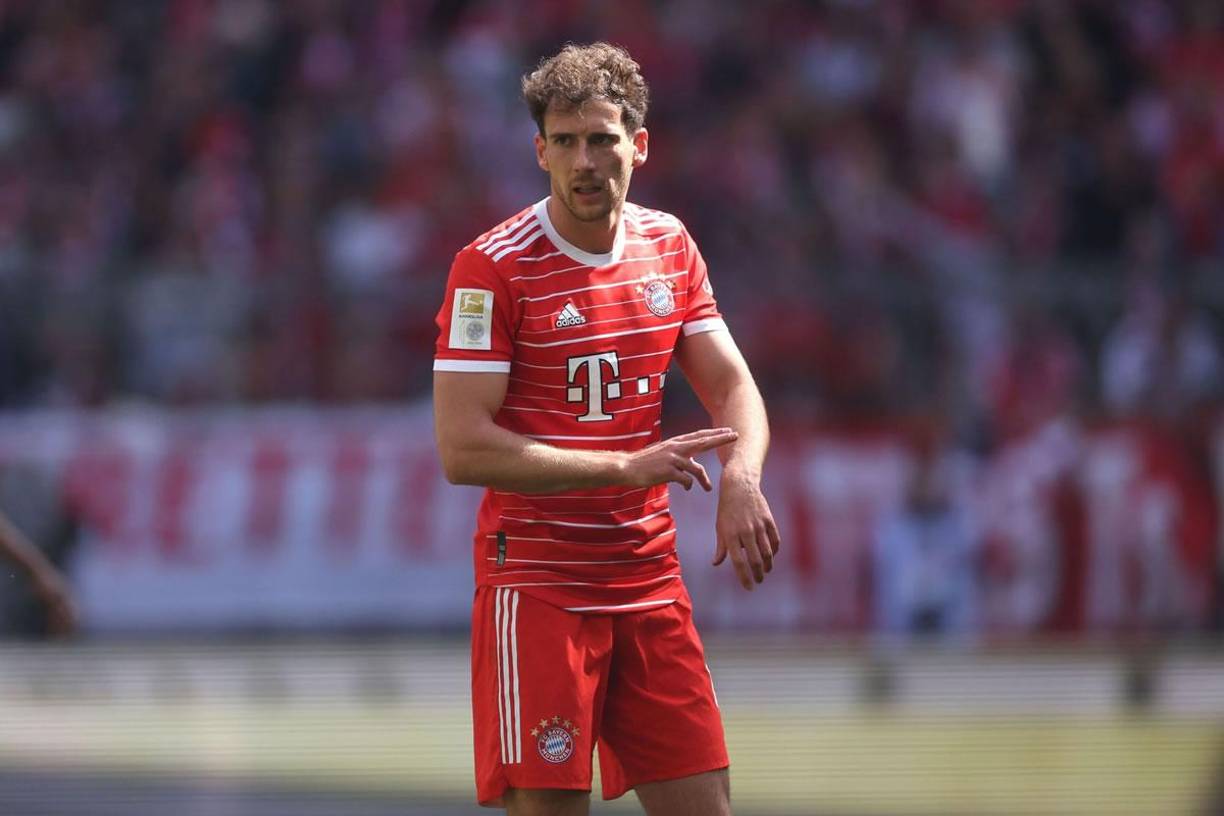 Leon Goretzka - El mediocampista alemán no tiene intenciones de abandonar el Bayern Múnich. “No tengo otros planes que no sean en el Bayern. Tenemos grandes planes para el próximo año, eso es lo que dijo muy acertadamente Jo (Kimmich)”, reconoció el mediocentro, haciendo también referencia a que su compañero Kimmich tampoco saldrá del club bávaro.