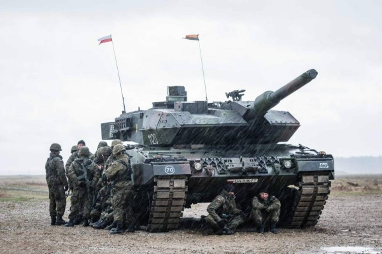 El despliegue de estas tropas 'es una demostración clara de la unidad de la OTAN, un mensaje claro enviado a todo agresor potencial', declaró el general estadounidense Curtis Scaparrotti, jefe supremo de las fuerzas aliadas en Europa.