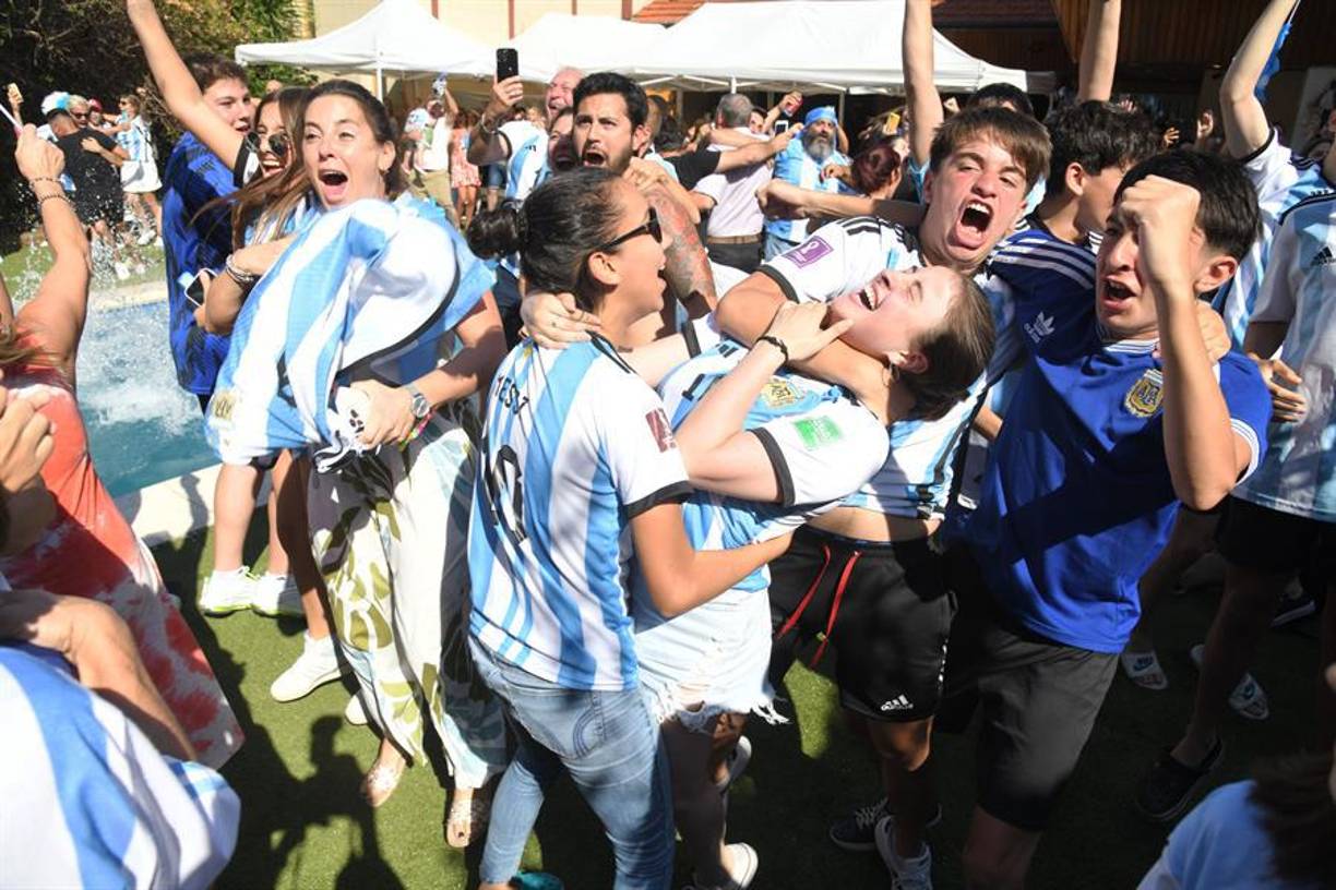 Calles abarrotadas, caos y júbilo en Argentina por pase a la final