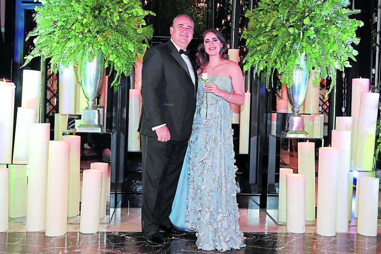  Enrique Facussé y Mikaela Facussé Hasbun.