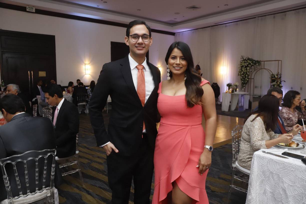 German Reyes y Carolina David