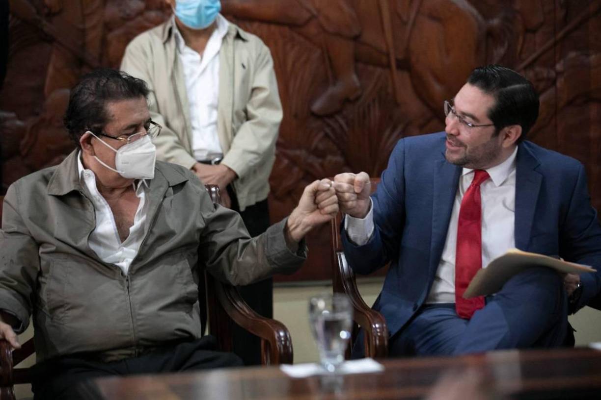 Semanas después de ese incidente, Cálix llegó a un acuerdo con el expresidente Manuel Zelaya, no obstante, las heridas parecen seguir abiertas, en un momento en que el oficialismo de Libre ya lanzó a Rixi Moncada como precandidata a la presidencia. 