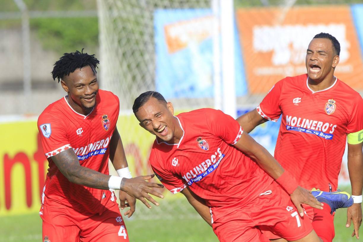 La Real Sociedad terminó venciendo por 3-2 al Honduras Progreso y rescato tres valiosos puntos sobre la recta final del partido.